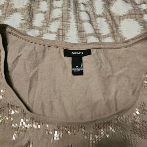 Alfani Size M Gold Sequin Tank Top - Picture 4 of 8